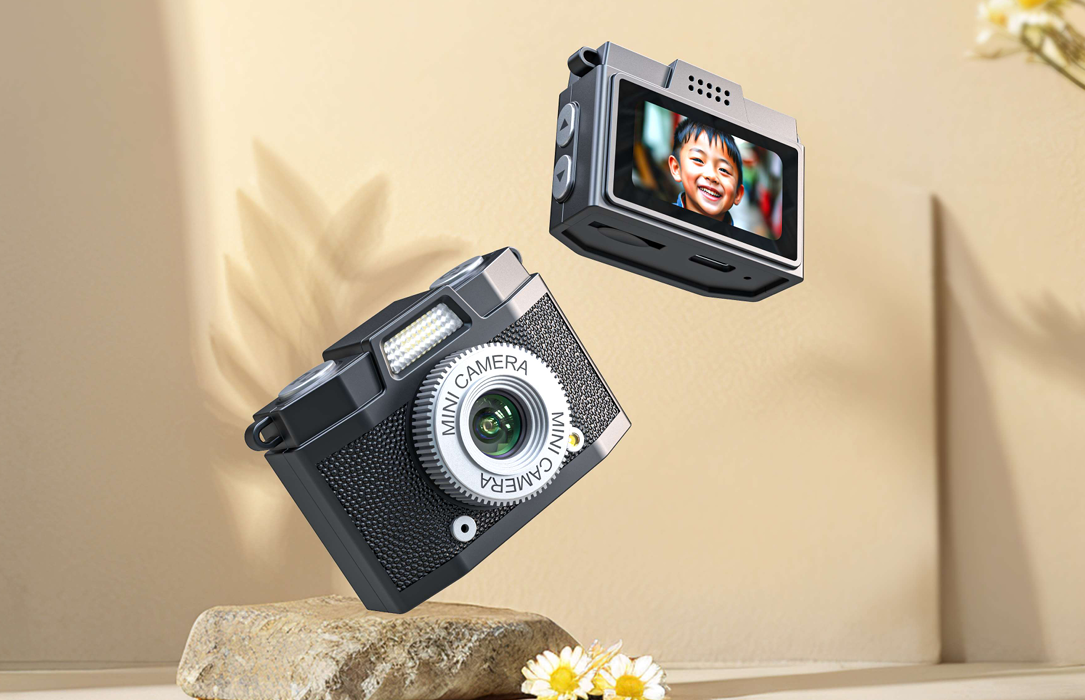 mini digital keychain camera 